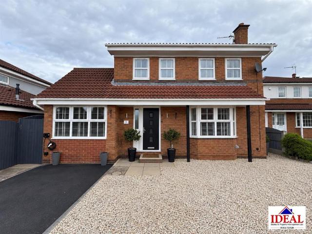 House for sale in Skellow, Doncaster