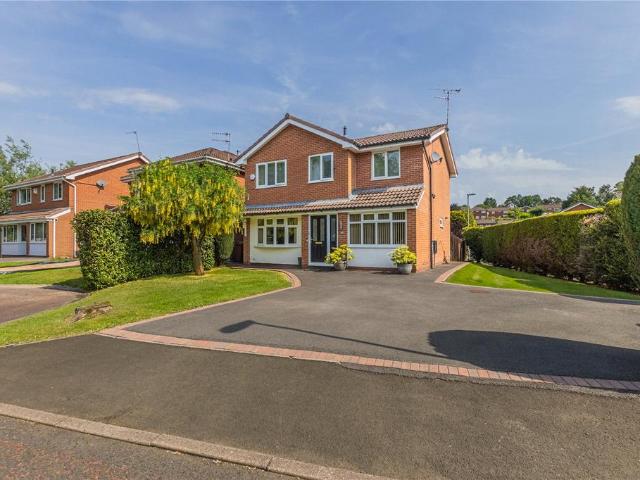 House for sale in Burnedge, Greater Manchester