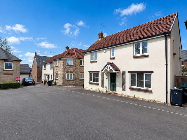 House for sale in Crossways, East Dorset