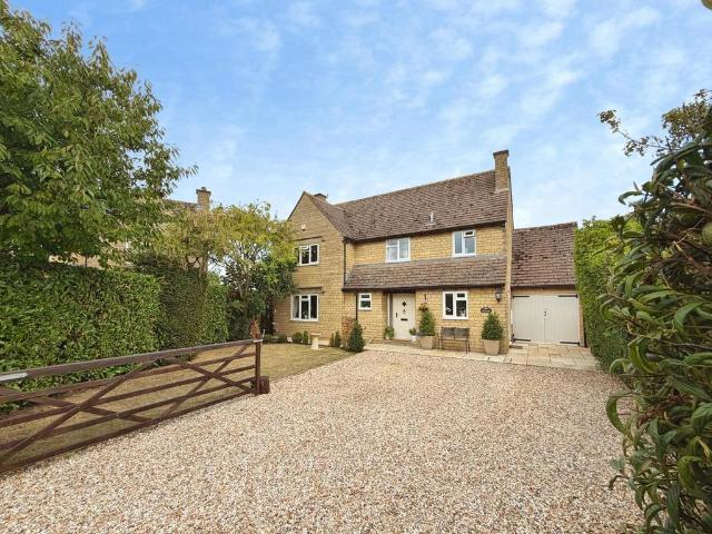 House for sale in Pamington, Gloucestershire