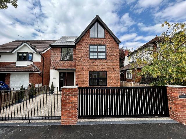 House for sale in Georgia, Greater Manchester