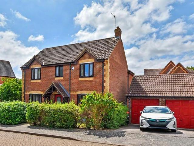 House for sale in Shenley Brook End, Milton Keynes