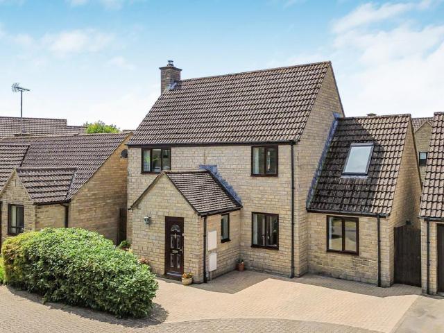 House for sale in Chesterton, Fossebridge