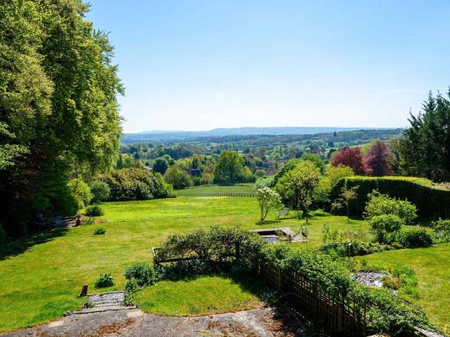 House for sale in Wanborough, Westborough