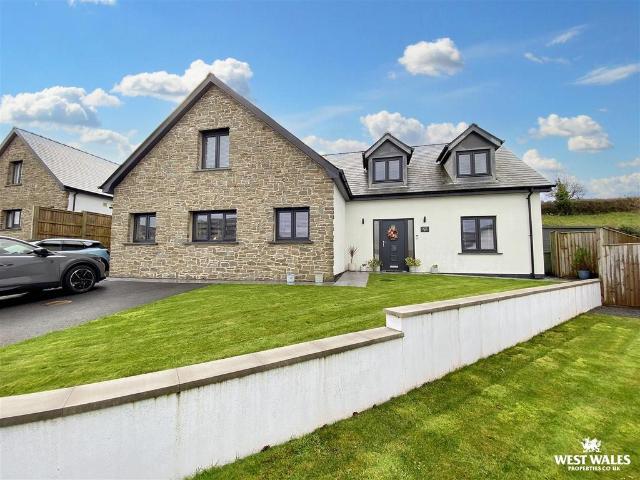 House for sale in Laugharne, Wales