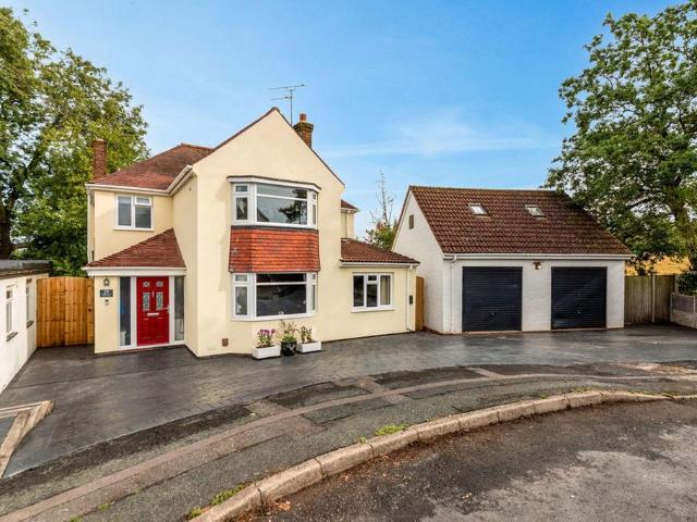 House for sale in Springhill, West Midlands