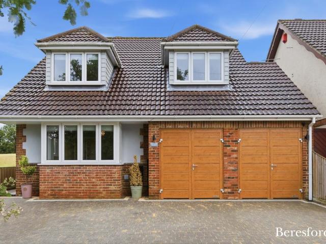 House for sale in Hutton, Navestock Side