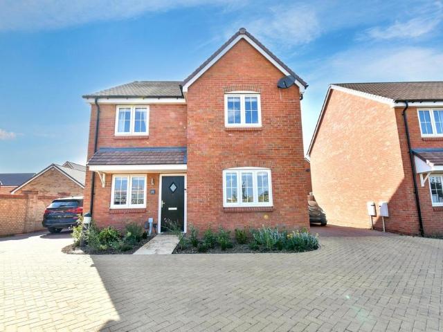 House for sale in Bedford
