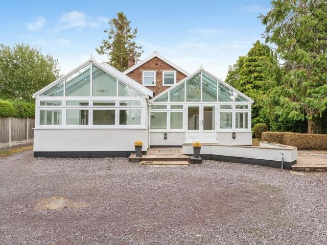 House for sale in West Vale, Cheshire