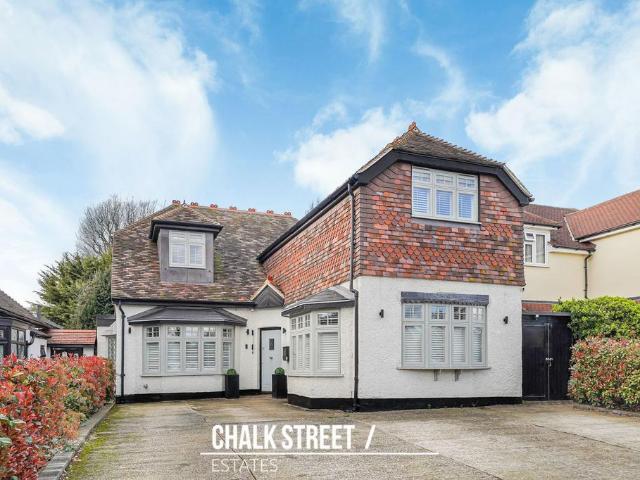 House for sale in Ardleigh Green, Greater London