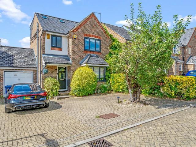 House for sale in Colney Hatch, Isle Of Man