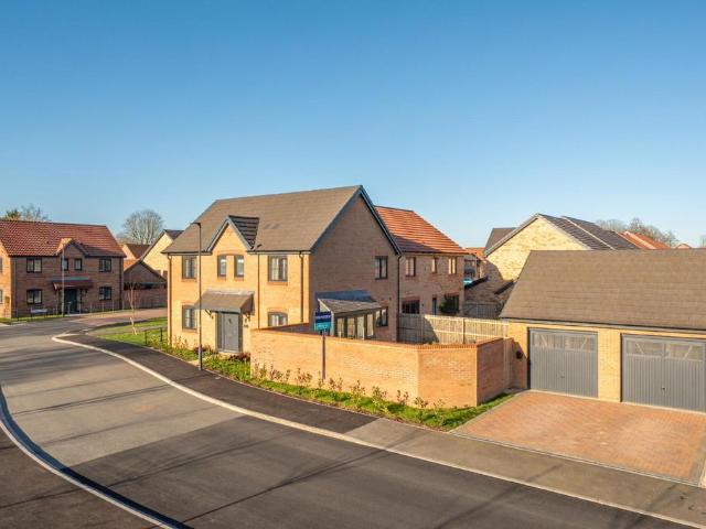House for sale in Ulleskelf, North Yorkshire