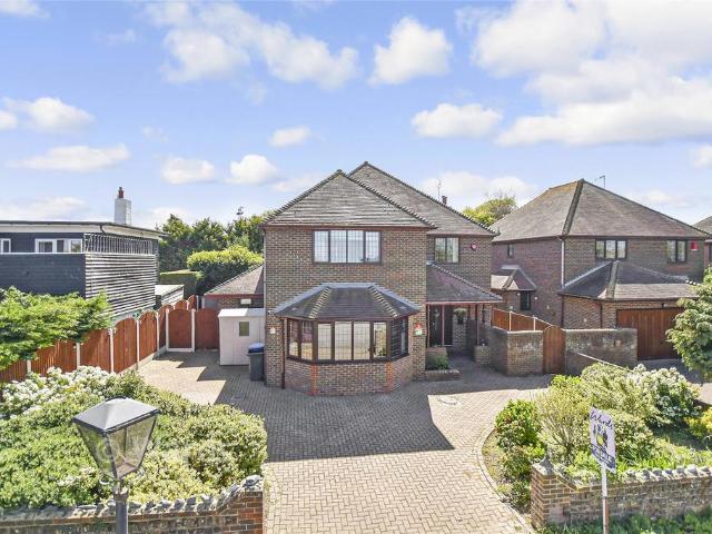 House for sale in Birchington, Acol