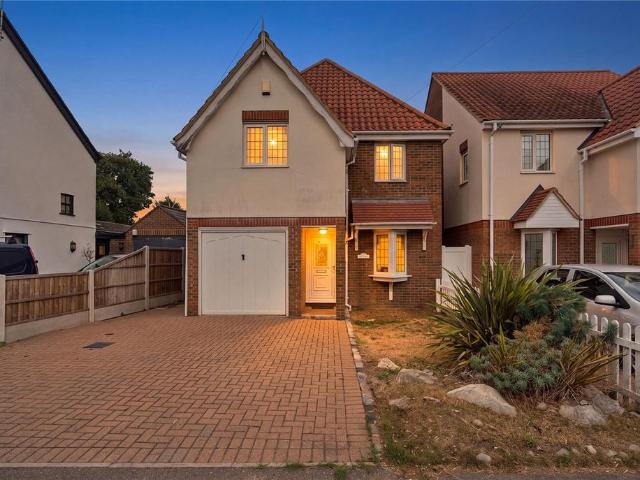 House for sale in Upminster, Greater London