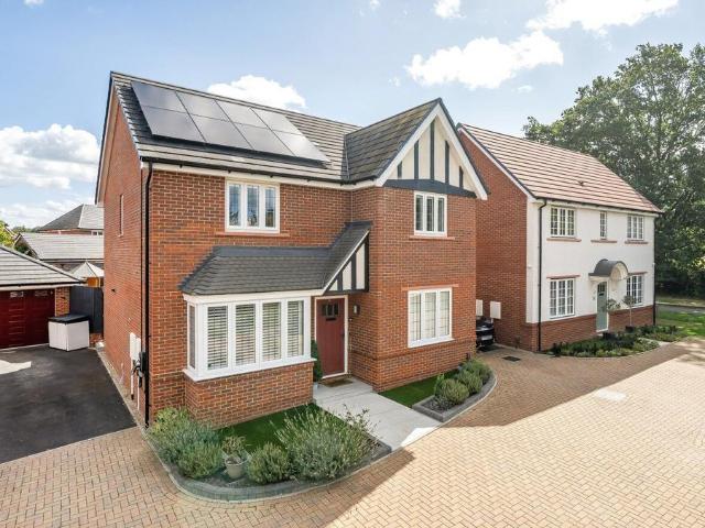 House for sale in Binfield