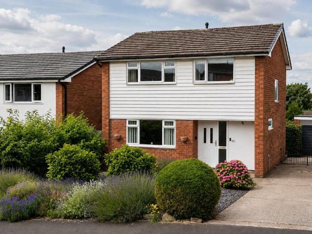 House for sale in Marple Bridge, Greater Manchester