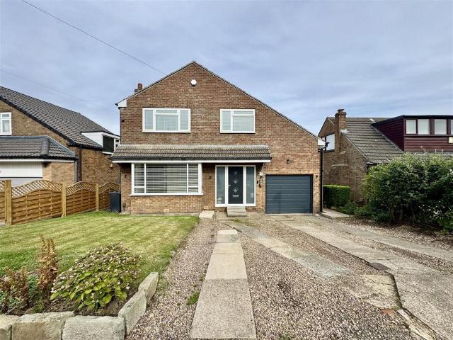 House for sale in Benomley, Kirklees