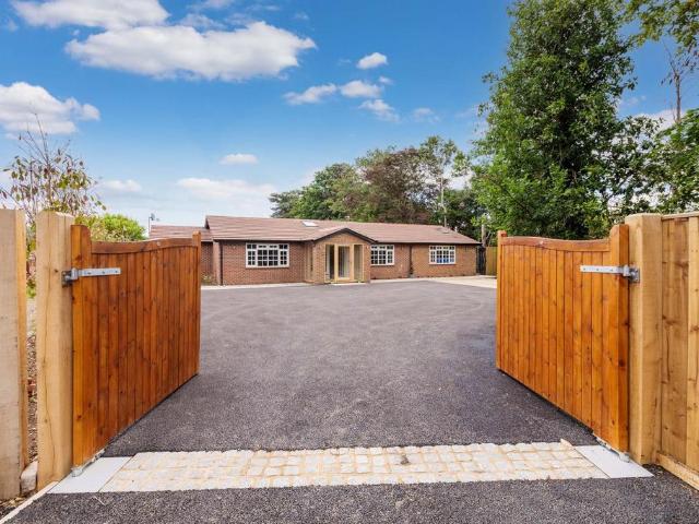 House for sale in Iver, Iver Heath