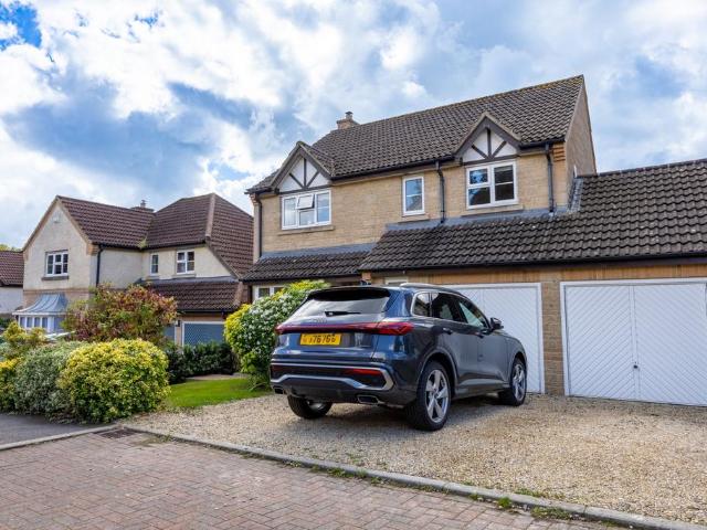 House for sale in High Littleton, West of England