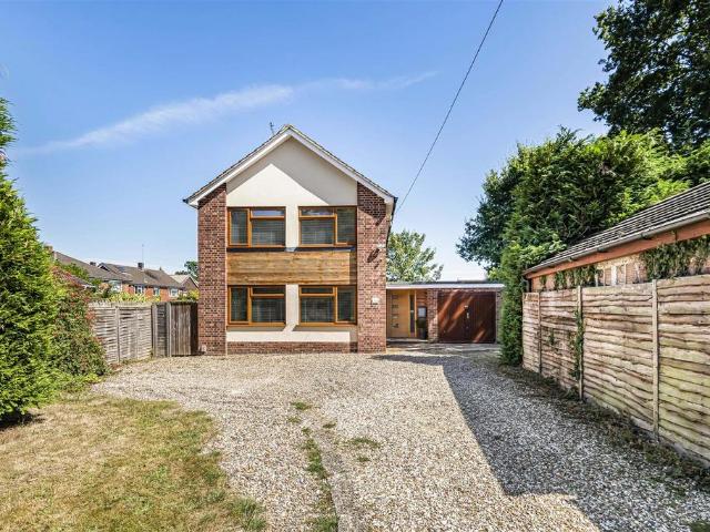 House for sale in Shinfield