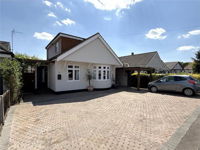 House for sale in Stanford-le-hope, Essex