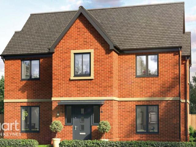 House for sale in Upton
