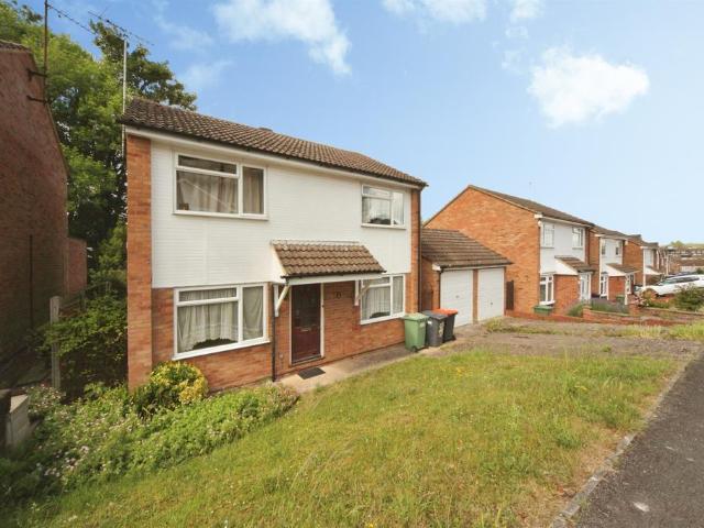 House for sale in Dunstable, Bedfordshire