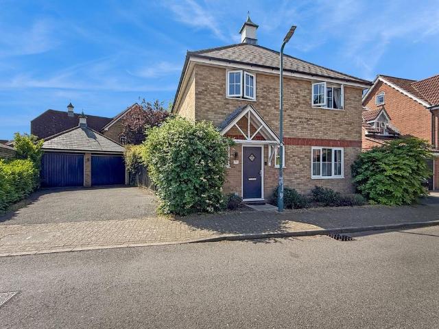 House for sale in Chipping Hill, Essex