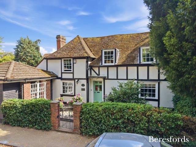 House for sale in The Bonners, Orsett
