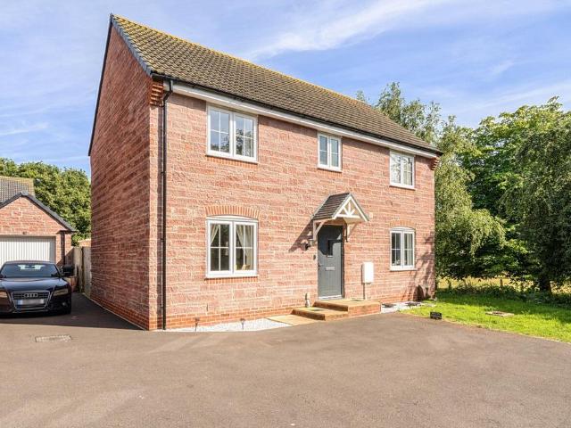 House for sale in Backwell, North Somerset