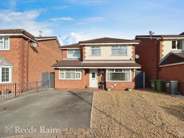 House for sale in Sandymoor, Halton