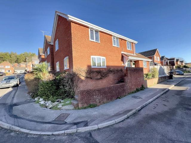 House for sale in Canford Bottom, Colehill