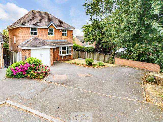 House for sale in Brackenfield, East Midlands
