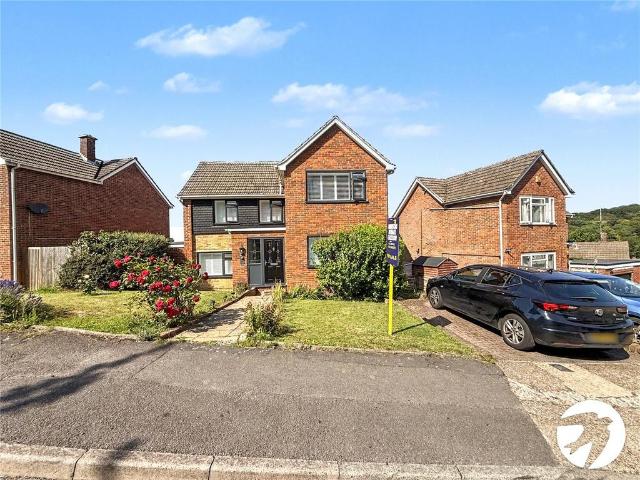 House for sale in Chatham