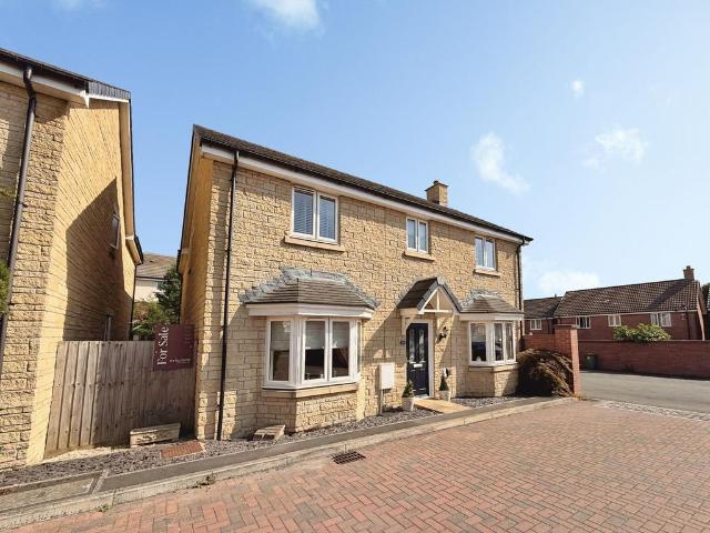 House for sale in St Andrews Ridge, Abbey Mead