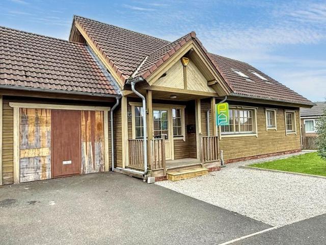 House for sale in East Chevington, Hadston