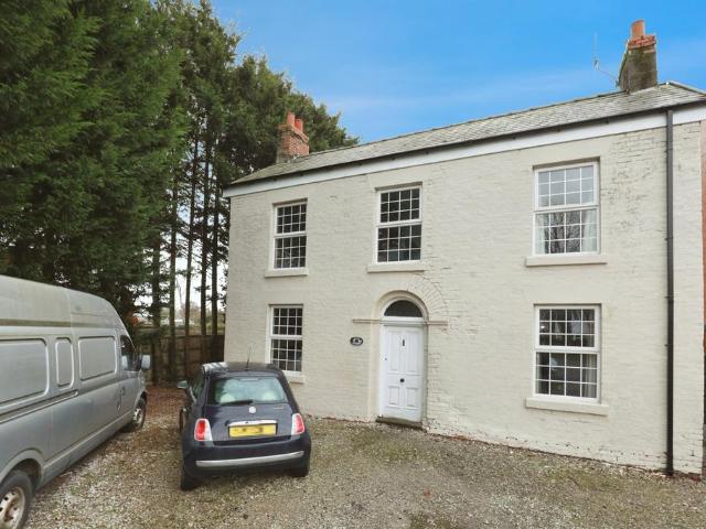 House for sale in Clive, Winsford