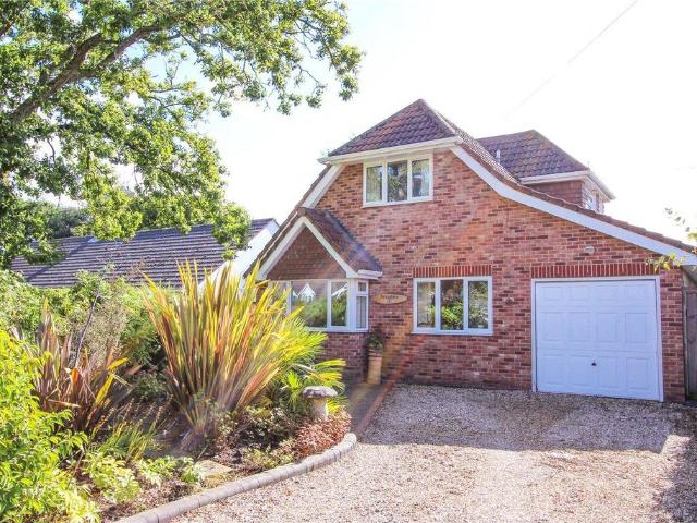 House for sale in Hordle, New Forest