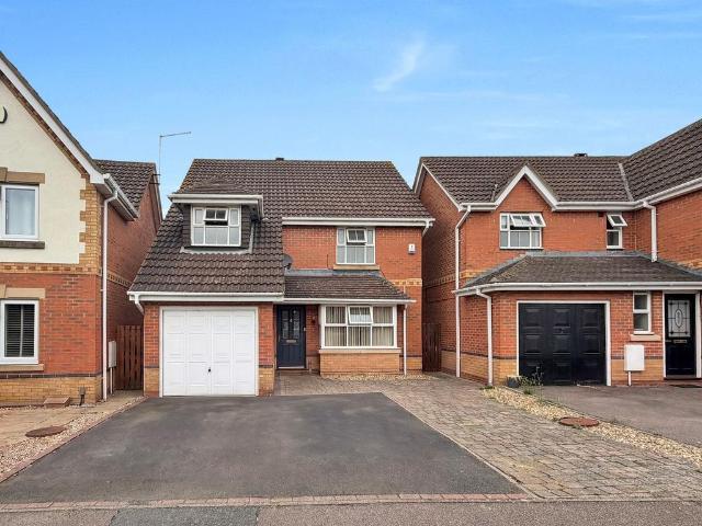 House for sale in Hunsbury Meadows, Northamptonshire