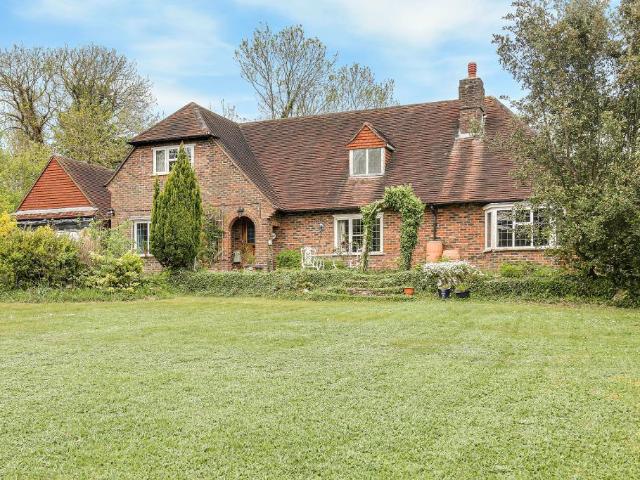 House for sale in Sanderstead, Sanderstead