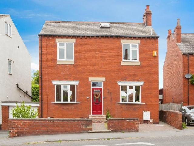 House for sale in Wrenthorpe, West Yorkshire
