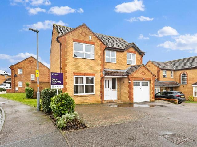 House for sale in Northampton, Northamptonshire
