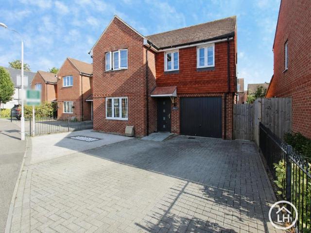 House for sale in Oad Street, Kent