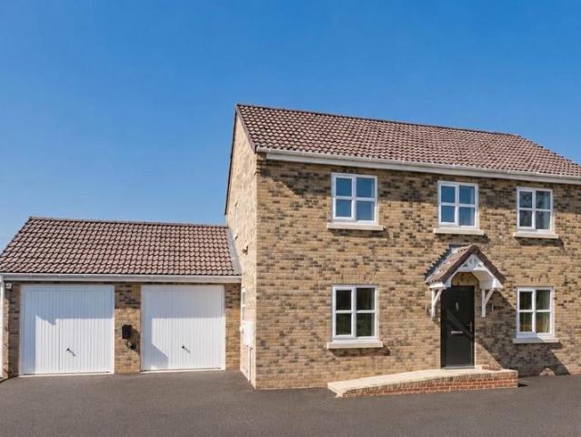 House for sale in Keyingham, East Riding Of Yorkshire