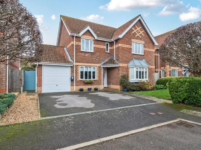 House for sale in Littlecote, West Sussex