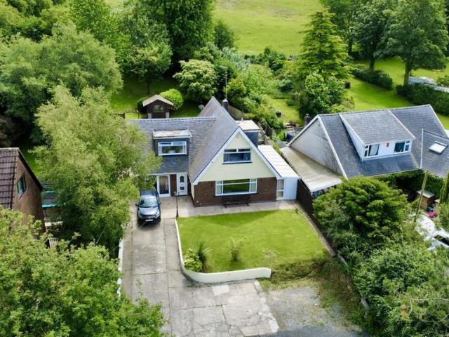 House for sale in Mawr, Craig-cefn-parc