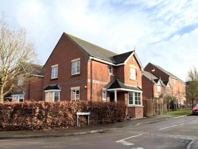 House for sale in Grange Park, Northamptonshire