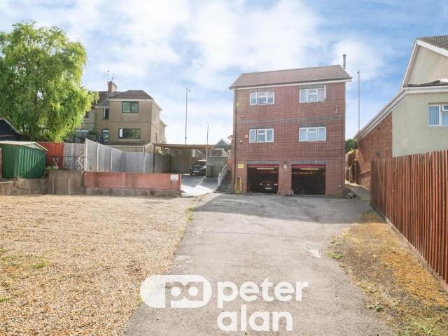 House for sale in Malpas Park, Malpas