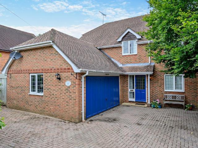 House for sale in Bradfield, West Berkshire