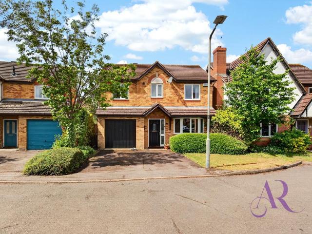 House for sale in Poets Estate, Newport Pagnell